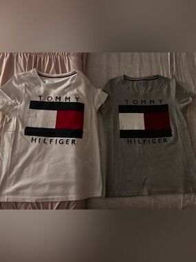 Tommy Hilfiger Crewneck Logo Tees in White and Gray